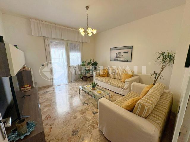 Appartamento in vendita di 110 m² in Via Pietro Maroncelli, 12