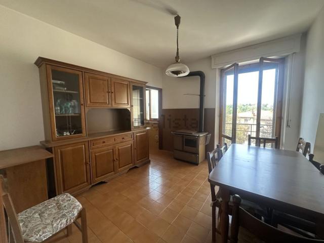 Appartamento in vendita di 110 m² in Via Pietro Vannucci