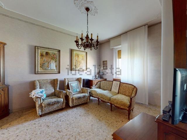 Appartamento in vendita di 110 m² in Via Preposto Mezzera, 46