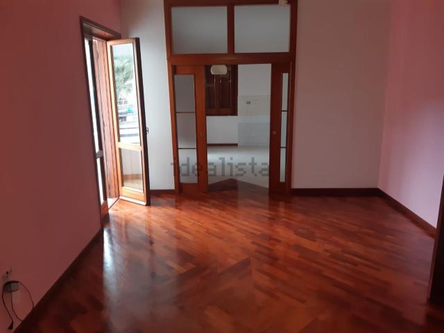 Appartamento in vendita di 110 m² in Via Provinciale per Castello