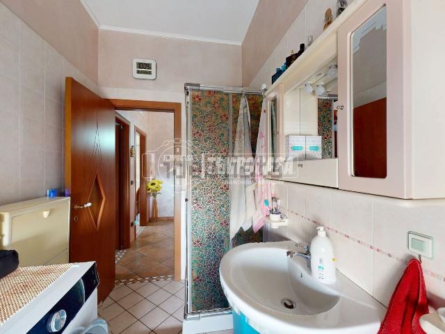 Appartamento in vendita di 110 m² in Via Roberto d&apos Angiò, 17