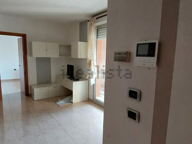 Appartamento in vendita di 110 m² in Via Roberto de Longe