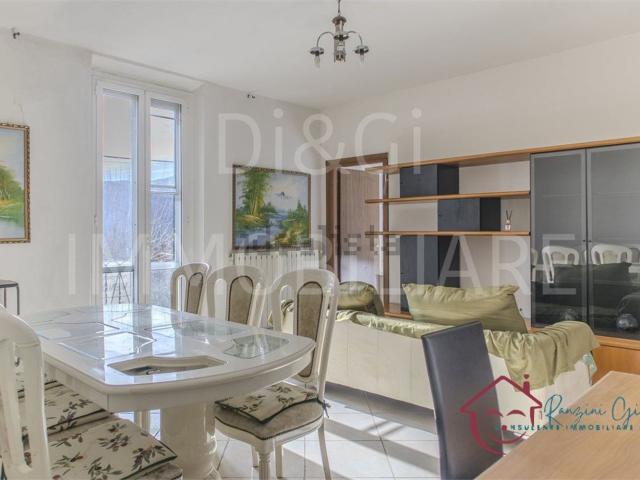 Appartamento in vendita di 110 m² in Via Roma, 6