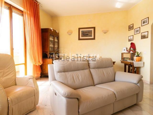 Appartamento in vendita di 110 m² in Via Roma