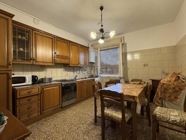 Appartamento in vendita di 110 m² in Via Roma, 37