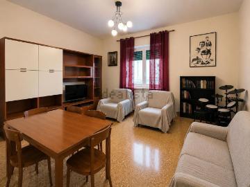 Appartamento in vendita di 110 m² in Via Roma, 35