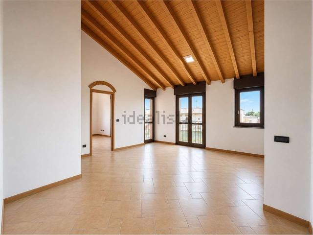 Appartamento in vendita di 110 m² in Via Romagna, 1