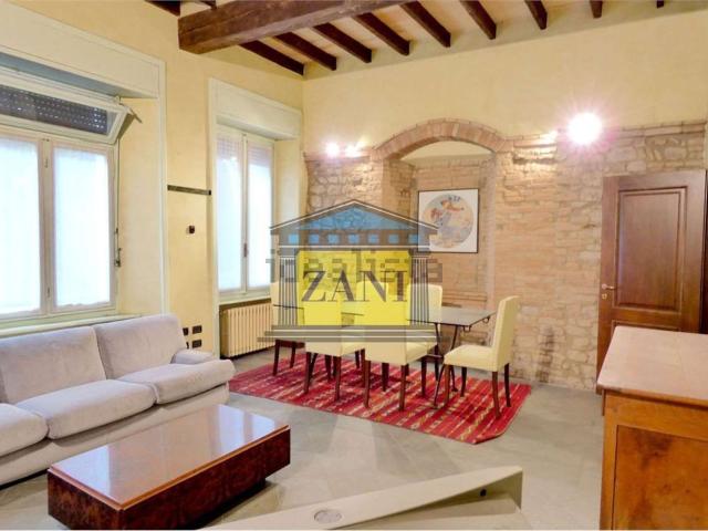 Appartamento in vendita di 110 m² in Via Romagnosi, 9