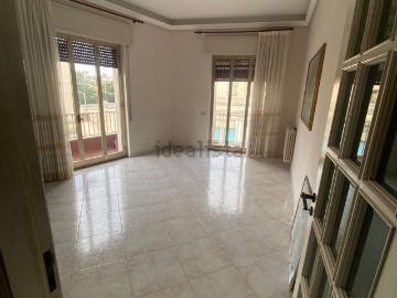Appartamento in vendita di 110 m² in Via Romolo