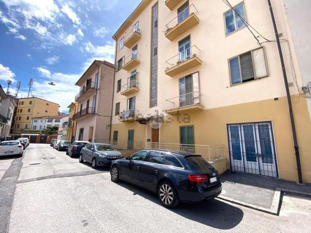 Appartamento in vendita di 110 m² in Via Rosa Giorgi