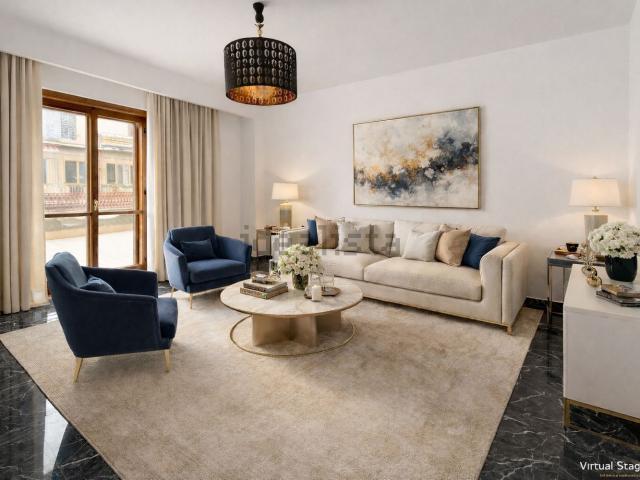 Appartamento in vendita di 110 m² in Via Raffaele Capriglione, 36