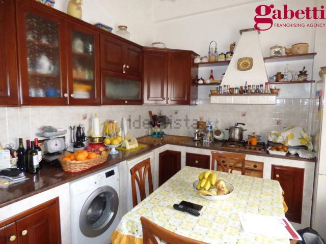Appartamento in vendita di 110 m² in Via Raffaello Sanzio, 43