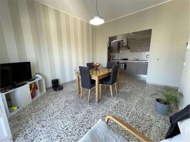 Appartamento in vendita di 110 m² in Via Renato Fucini