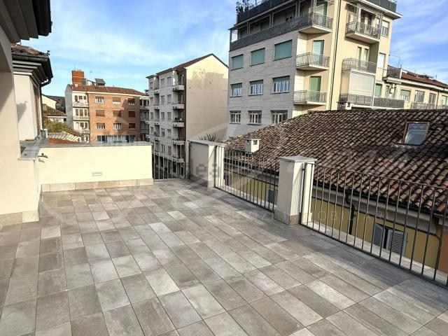 Appartamento in vendita di 110 m² in Via Repubblica Astese, 3