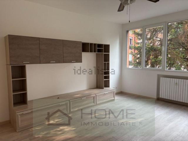 Appartamento in vendita di 110 m² in Via Riva Villasanta Alberto