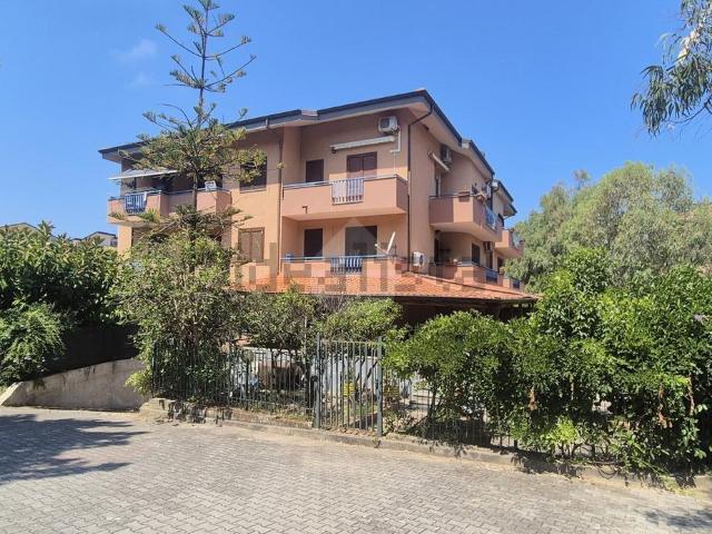 Appartamento in vendita di 110 m² in Via Riviera Prangi, 1