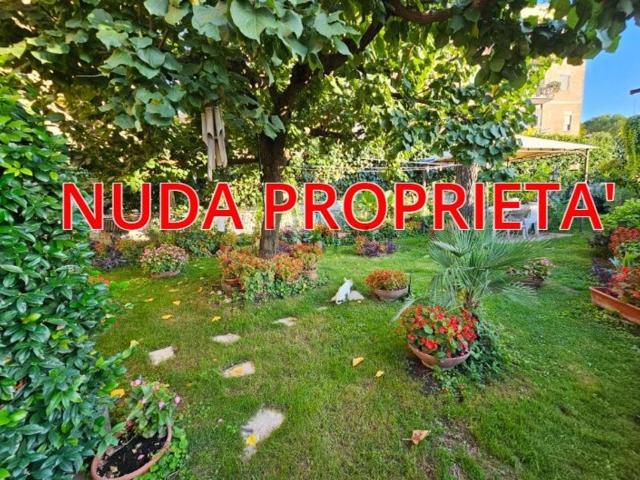 Appartamento in vendita di 110 m² in Via Rubra