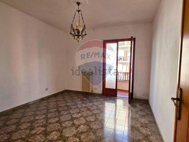 Appartamento in vendita di 110 m² in Via Ruggiero Bonghi, 5