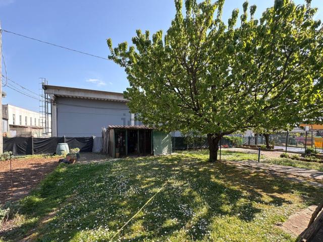 Appartamento in vendita di 110 m² in Via T. Edison