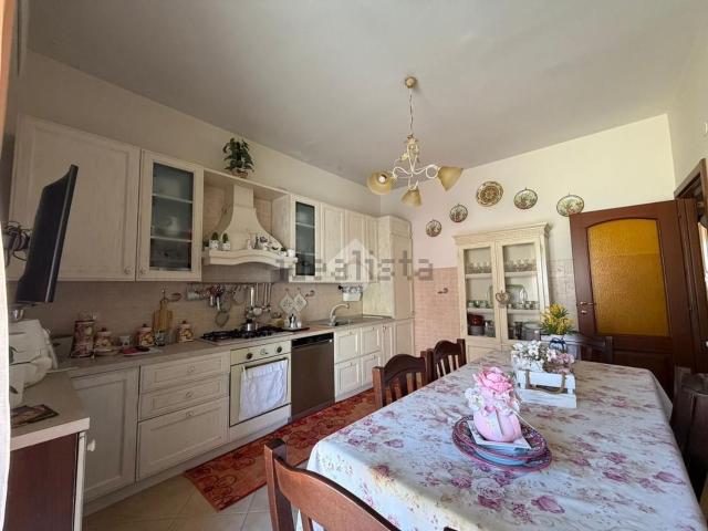 Appartamento in vendita di 105 m² in Via Tommaso Sorrentino, 74