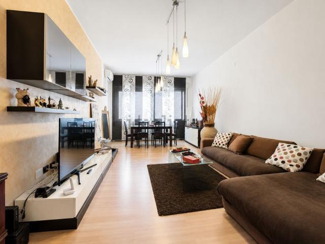 Appartamento in vendita di 110 m² in Via Torino, 103