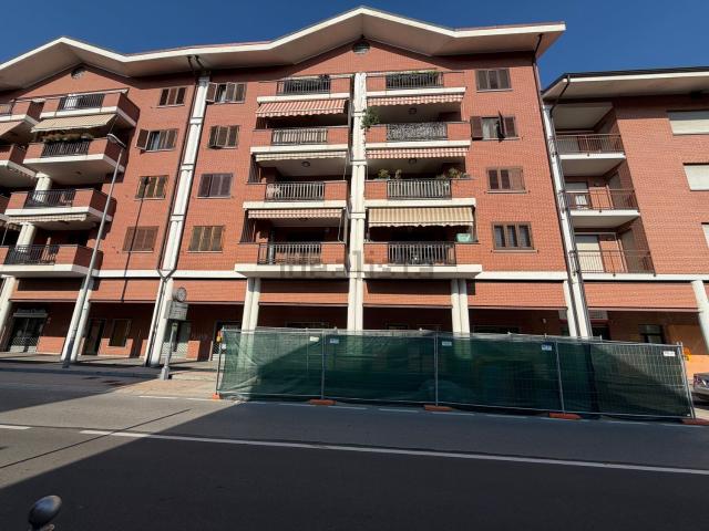 Appartamento in vendita di 110 m² in Via Torino, 103