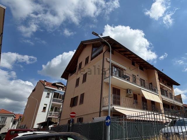 Appartamento in vendita di 110 m² in Via Torino, 68