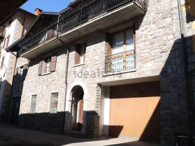 Appartamento in vendita di 110 m² in Via Torri, 46