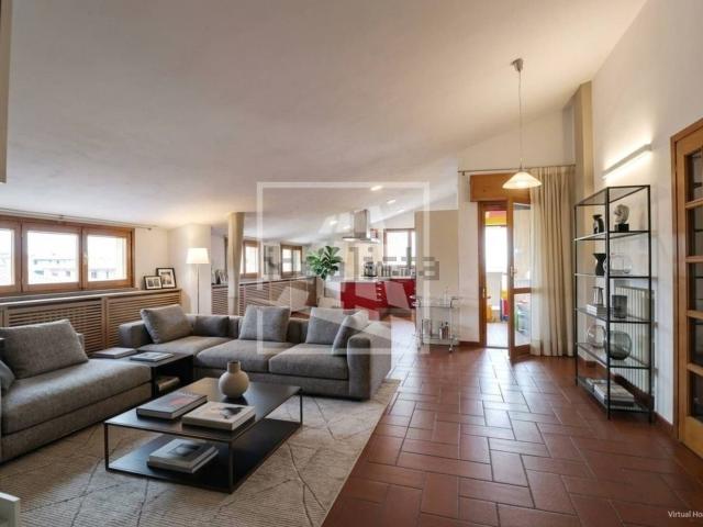 Appartamento in vendita di 110 m² in Via Terezin, 5