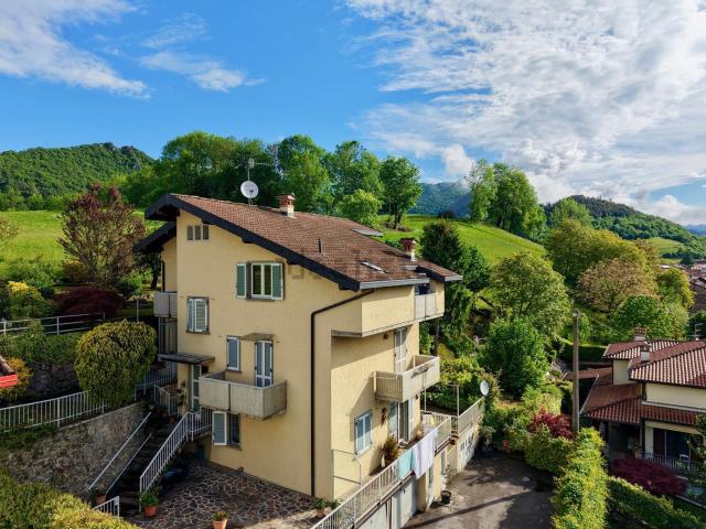 Appartamento in vendita di 110 m² in Via Trussardi Volpi