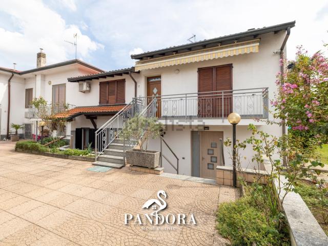 Appartamento in vendita di 110 m² in Via Tridentina, 4