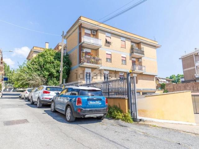 Appartamento in vendita di 110 m² in Via Turno Erdonio, 36