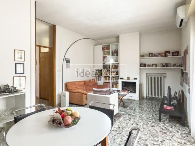 Appartamento in vendita di 110 m² in Via Unità D&apos Italia