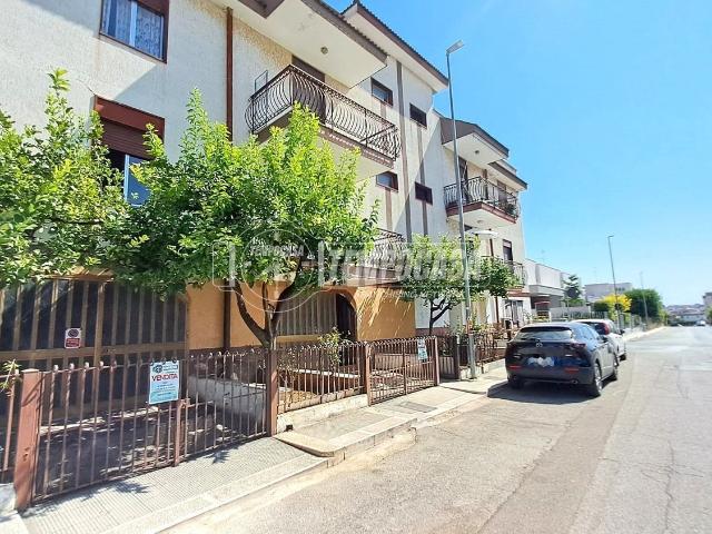 Appartamento in vendita di 110 m² in Via V. Bachelet, 30