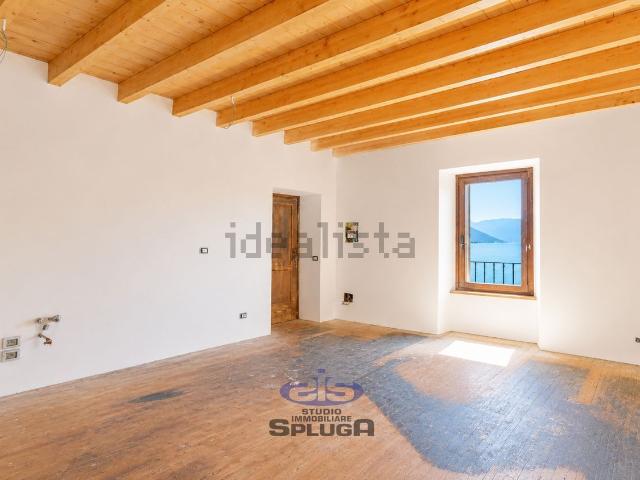 Appartamento in vendita di 110 m² in Via Vallone, 106