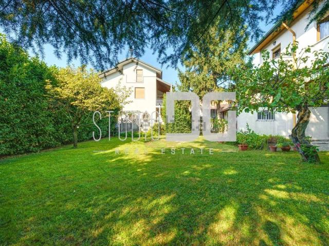 Appartamento in vendita di 110 m² in Via Veneto