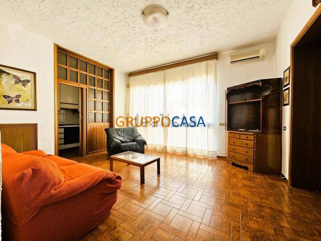 Appartamento in vendita di 110 m² in Via Vittorio Veneto, 48