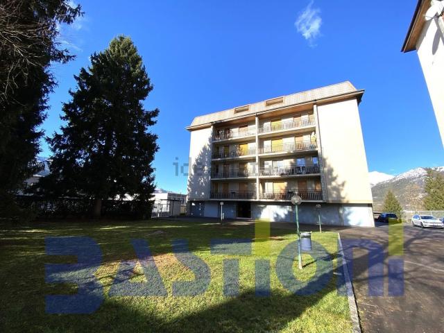 Appartamento in vendita di 110 m² in Via Vittorio Veneto