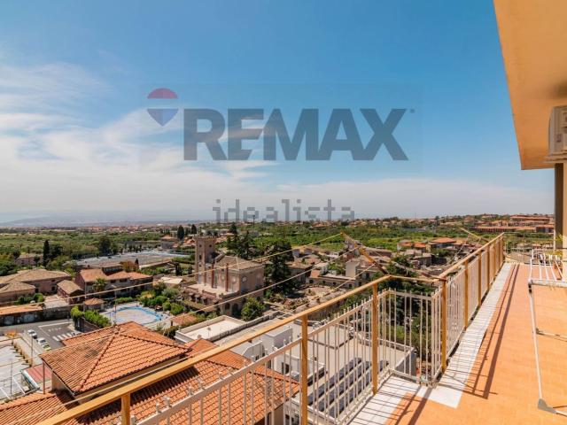 Appartamento in vendita di 110 m² in Via Vincenzo Bellini, 12