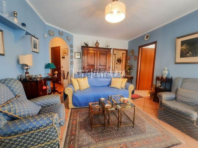 Appartamento in vendita di 110 m² in Via Vincenzo Bellini