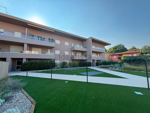 Appartamento in vendita di 110 m² in Via XXV Aprile 1945, 10