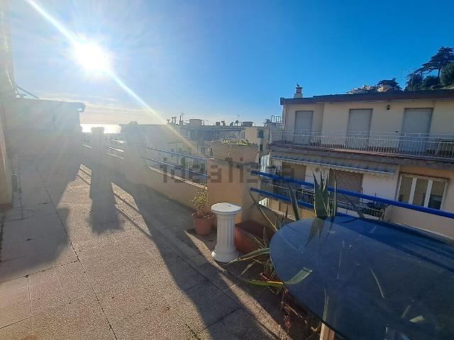 Appartamento in vendita di 110 m² in Via z. massa
