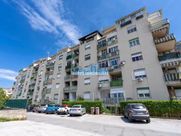 Appartamento in vendita di 110 m² in Via Zima