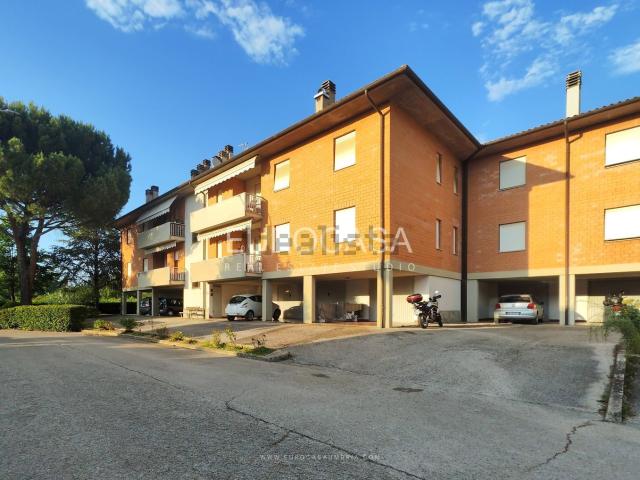 Appartamento in vendita di 110 m² in Viale Alcide De Gasperi, 13