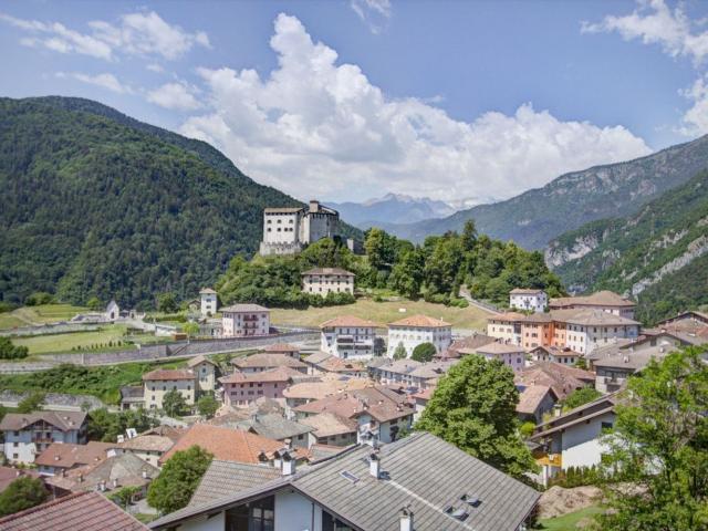 Appartamento in vendita di 110 m² in Viale Brigata Torino, 13