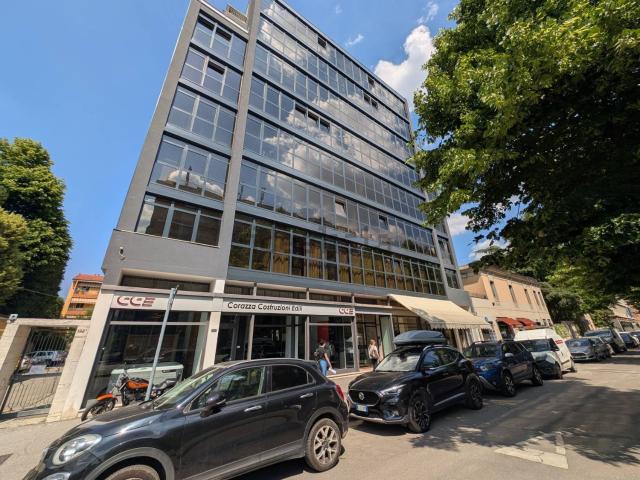 Appartamento in vendita di 110 m² in Viale Cavour, 190
