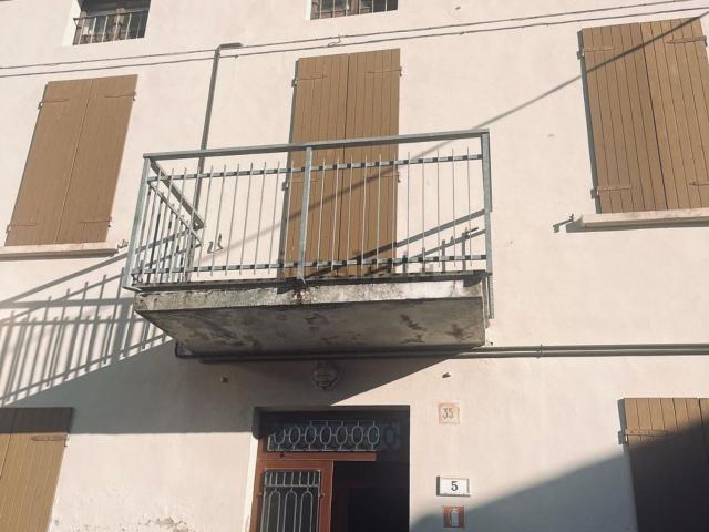 Appartamento in vendita di 110 m² in Viale Circonvallazione