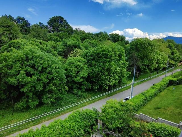 Appartamento in vendita di 110 m² in Viale dei Tigli, 26