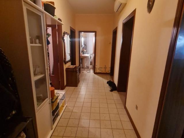 Appartamento in vendita di 110 m² in Viale del Popolo, 73