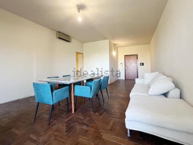 Appartamento in vendita di 110 m² in Viale della Repubblica, 298